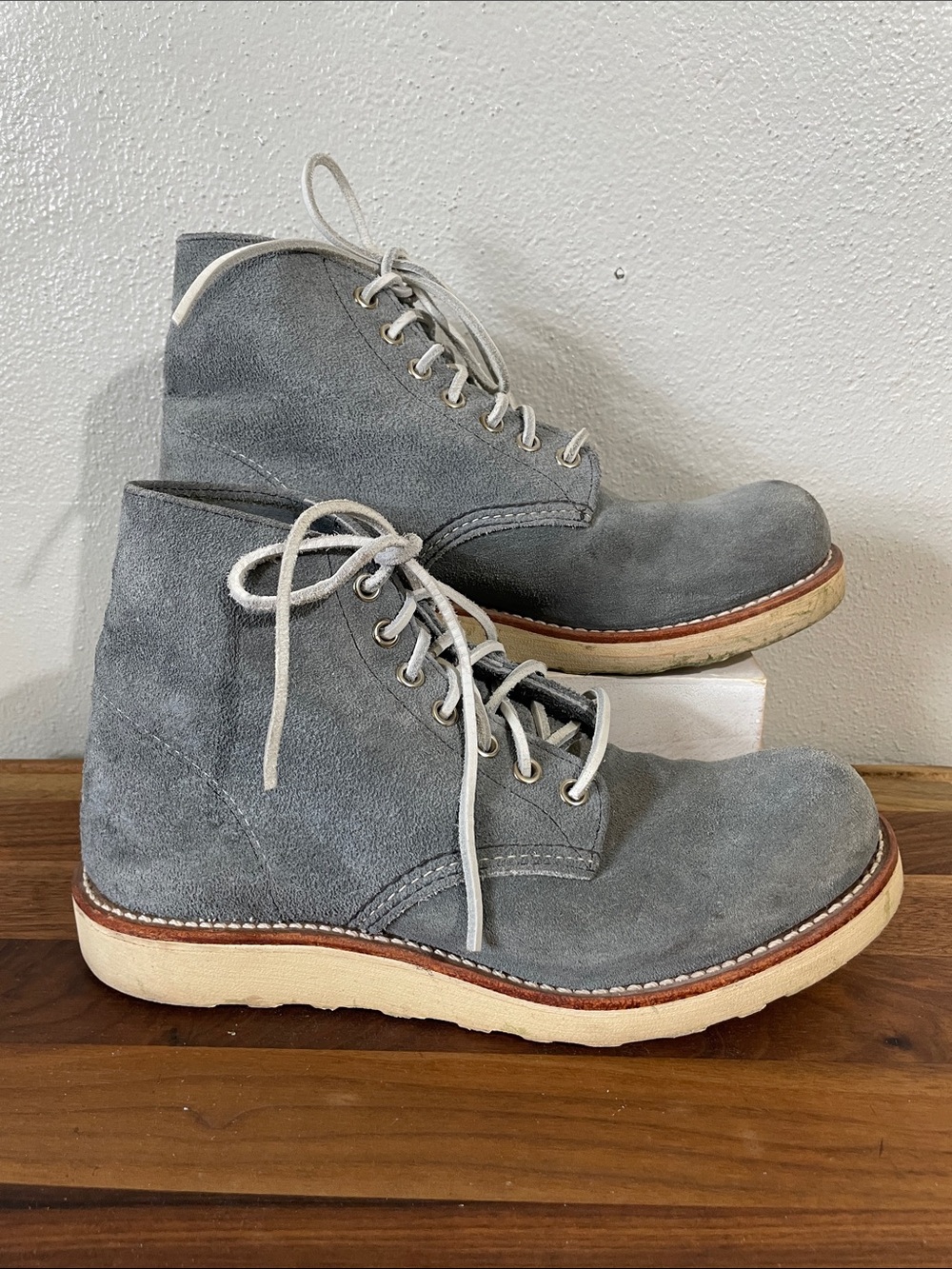 Red Wing Gray Suede Steel Toe Lace Up Chukka Boots M6.5D W8-8.5 Workwear Shoe
